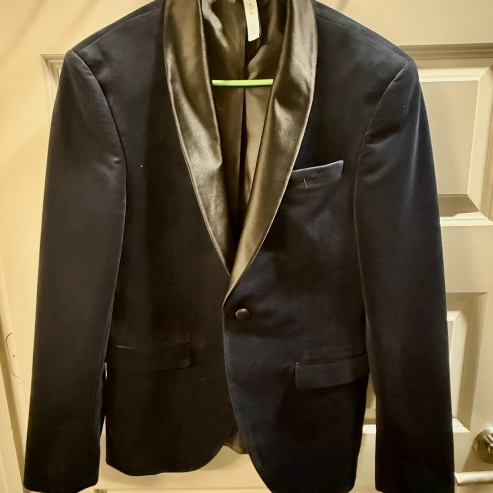 Zara Black Tuxedo with Shawl Collar and Sheen Fabric
